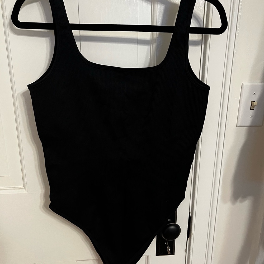 Amazon Essentials Women's Black Bodysuit